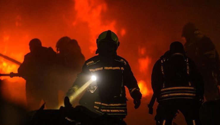 Ankara Altındağ’da atık deposunda yangın