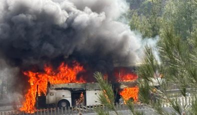 Adana’da yolcu otobüsünde yangın