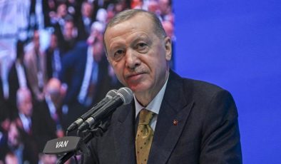 Cumhurbaşkanı Erdoğan’dan terörle mücadelede ‘kararlılık’ mesajı